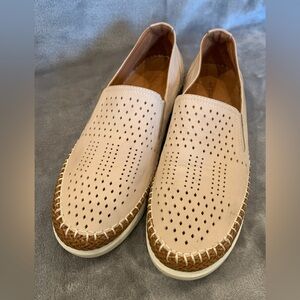 L’Amour Des Pieds Women’s Slip-On Loafers in Two Tone.